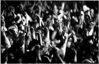 FOULE APPLAUDIE CONCERT JAMES BROWN A BERCY 1986